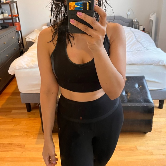 Athleisure Set (M/L) - Picture 8 of 8